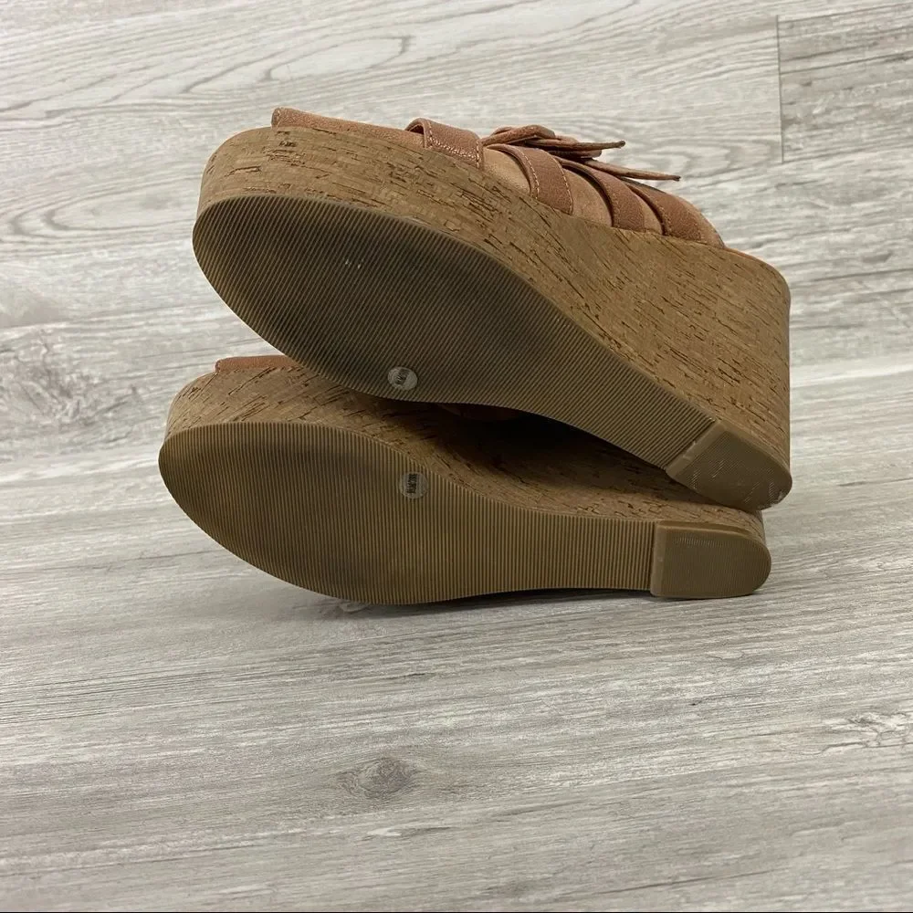 Lucky Brand Latrice Buckle Leather Wedge Sandals